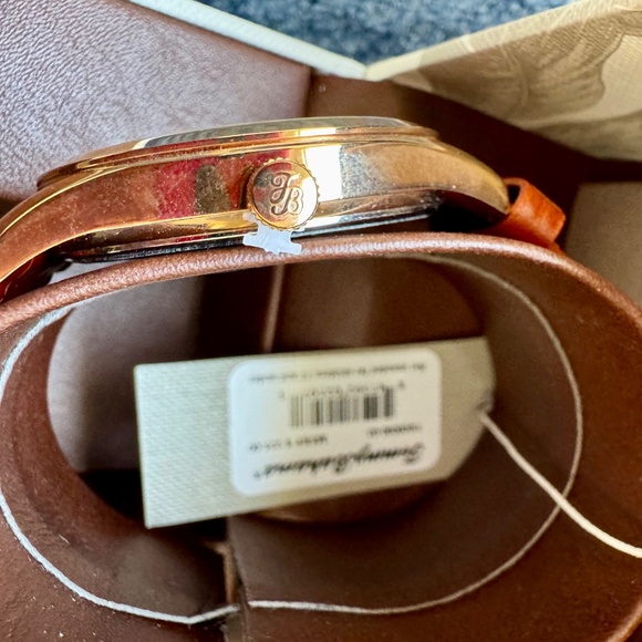 Tommy Bahama Men’s Quartz Moon Phase Watch TB00090-03 – 40mm, NIB RARE 🕰️✨ - Picture 11 of 14